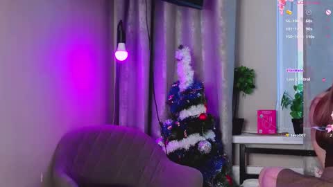 Hi Im Bella online show from 12-18-25, 09:48