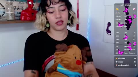 Snapshot of isabellakoff chatting on 01-20-25, 06:10 Tati - online show from 01-20-25, 06:10