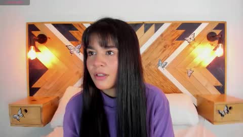 Snapshot of isabellamarinny chatting on 09-11-25, 12:49 Isabella online show from 09-11-25, 12:49