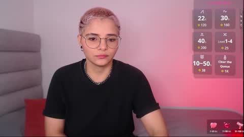 Isabella Mout  online show from 09-14-25, 03:11