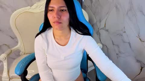 Isa  online show from 03-07-26, 01:13