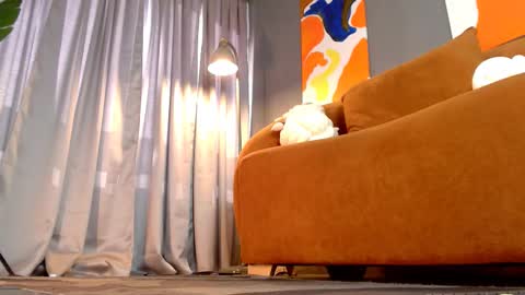 Help me with your follow independent model isabela online show from 11-23-25, 08:41