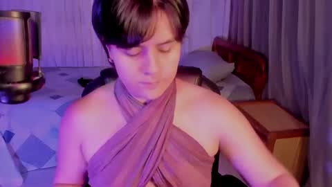 Snapshot of isabellapornnn chatting on 05-18-26, 06:19 Isabella online show from 05-18-26, 06:19