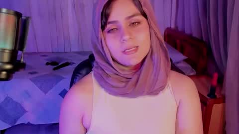 Snapshot of isabellapornnn chatting on 05-22-26, 04:30 Isabella online show from 05-22-26, 04:30