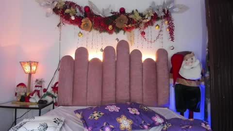  Martina  IG martissmith01 online show from 01-06-25, 09:00