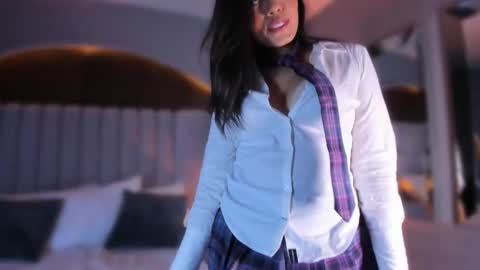 Isa  online show from 02-04-26, 04:18