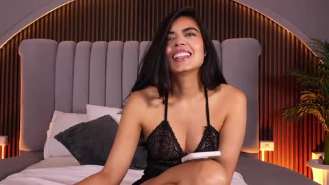 Isa  online show from 05-24-26, 04:06