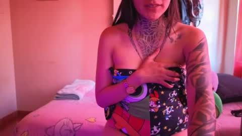 Isabelle online show from 04-22-26, 06:31