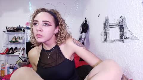 isabelle_sara online show from 03-26-26, 12:17