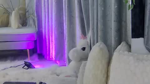 IsabelleEthan online show from 05-15-26, 11:56