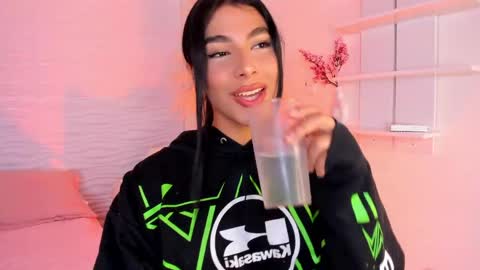 Isa online show from 03-24-26, 10:15