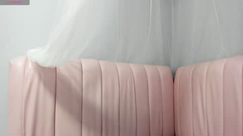 Snapshot of isabellsmmith chatting on 01-26-25, 04:09 Isabellsmmith online show from 01-26-25, 04:09