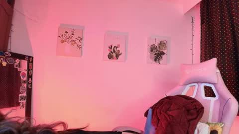 Isabella Ferrer online show from 12-04-25, 04:22