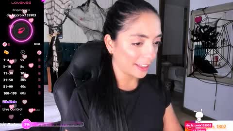 Snapshot of isarogers_dl chatting on 10-24-25, 05:20 isabel online show from 10-24-25, 05:20