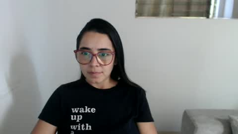 Emma online show from 06-12-26, 02:38