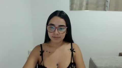 Emma online show from 06-19-26, 03:22