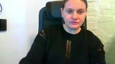 isingle_mom online show from 11-19-25, 05:51