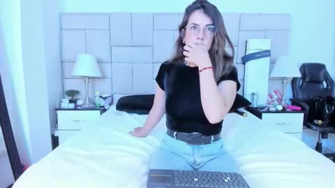 Pauli online show from 10-31-25, 08:21