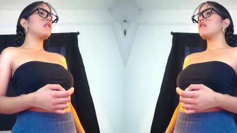 isis_valen online show from 12-03-25, 12:36