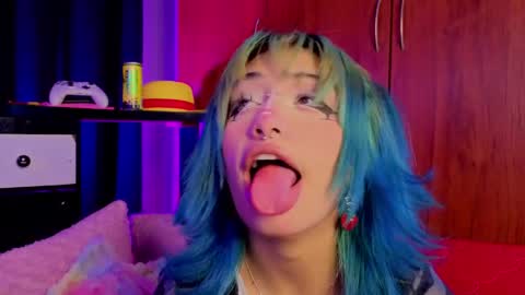 Isisjones18 online show from 04-20-26, 06:16