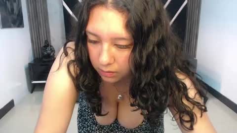 Snapshot of isla_ch chatting on 07-14-26, 02:05 isla_ch online show from 07-14-26, 02:05