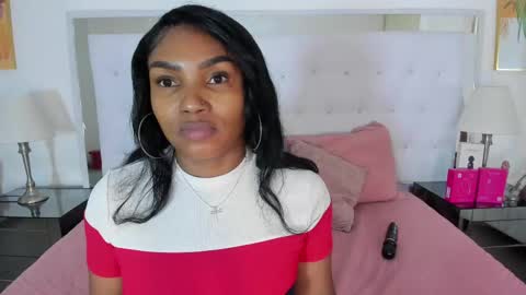 Snapshot of isla_scott chatting on 04-28-26, 11:26 Vanessa online show from 04-28-26, 11:26