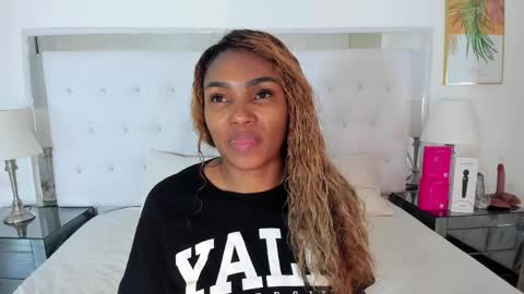 Snapshot of isla_scott chatting on 06-01-26, 11:34 Vanessa online show from 06-01-26, 11:34
