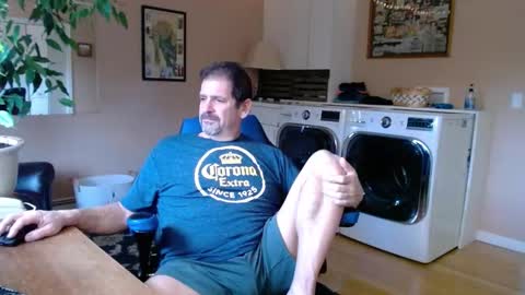 Jim online show from 01-04-25, 01:21