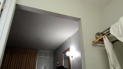 Snapshot of islandtwinkjustinsideyou chatting on 10-19-25, 07:20 islandtwinkjustinsideyou online show from 10-19-25, 07:20