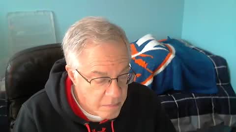 islesman22 online show from 01-18-25, 03:38