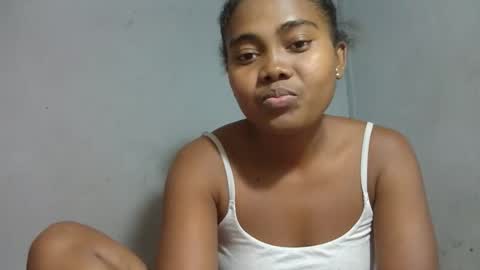 Snapshot of ismayrah chatting on 04-19-26, 06:10 ismayrah online show from 04-19-26, 06:10