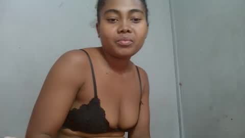 Snapshot of ismayrah chatting on 04-20-26, 06:16 ismayrah online show from 04-20-26, 06:16