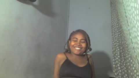 Snapshot of ismayrah chatting on 05-15-26, 10:50 ismayrah online show from 05-15-26, 10:50