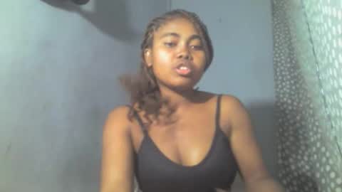 Snapshot of ismayrah chatting on 05-16-26, 12:07 ismayrah online show from 05-16-26, 12:07