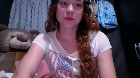 Snapshot of issa30213 chatting on 10-13-25, 01:49 Issa online show from 10-13-25, 01:49