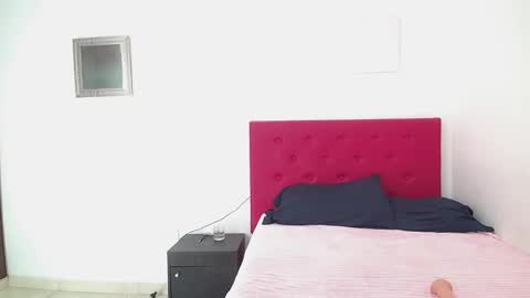 Snapshot of issa_kitty chatting on 12-31-24, 02:58 issa_kitty online show from 12-31-24, 02:58