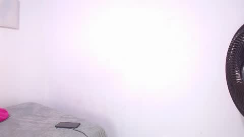 Snapshot of issa_kitty chatting on 02-07-25, 05:07 issa_kitty online show from 02-07-25, 05:07