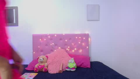 Snapshot of issa_kitty chatting on 02-18-25, 06:47 issa_kitty online show from 02-18-25, 06:47