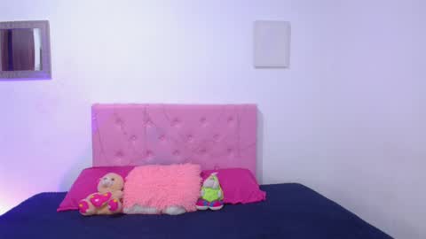 Snapshot of issa_kitty chatting on 02-24-25, 07:41 issa_kitty online show from 02-24-25, 07:41