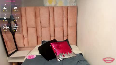 ISSA MILF online show from 02-03-26, 01:27