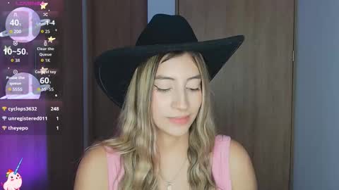 Snapshot of issabela_g1 chatting on 01-09-26, 05:43 issabela_g1 online show from 01-09-26, 05:43