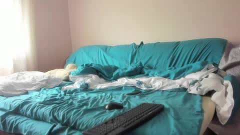 Issabelle online show from 04-05-26, 05:37