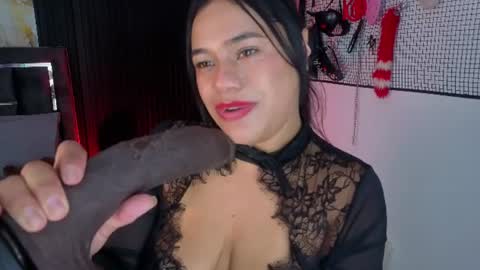 Issafoxx online show from 07-09-26, 01:26