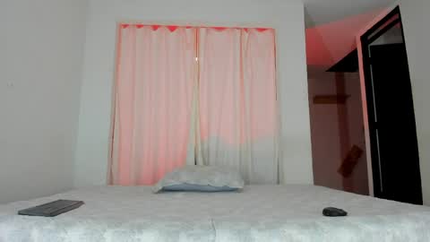 Isabella  online show from 05-30-26, 07:27