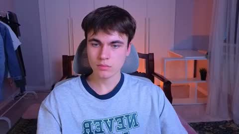 Snapshot of istairee chatting on 02-23-25, 12:16 Maks online show from 02-23-25, 12:16