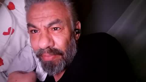 Snapshot of istanbul43msugardady chatting on 05-27-26, 01:02 istanbul43msugardady online show from 05-27-26, 01:02