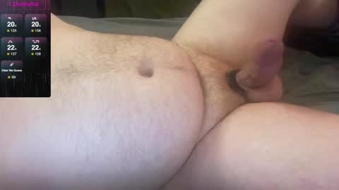 Snapshot of isthisthingon_2398 chatting on 10-28-25, 03:25 IsThisThingOn online show from 10-28-25, 03:25