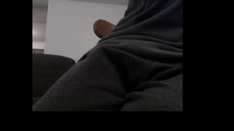 Snapshot of ital25usa chatting on 12-21-24, 03:47 ital25usa online show from 12-21-24, 03:47