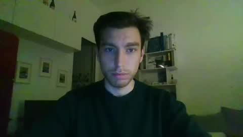 Snapshot of italian_boy_22 chatting on 01-28-25, 10:45 italian_boy_22 online show from 01-28-25, 10:45