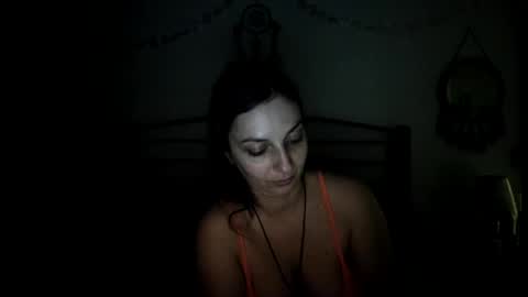 Snapshot of italiana25 chatting on 04-04-26, 03:38 Bella Bloom online show from 04-04-26, 03:38